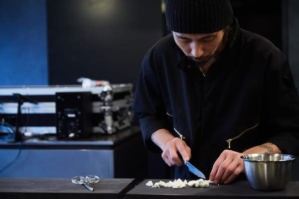 食の“インスタレーションアート”とチーズ料理。 永島健志さん｜81