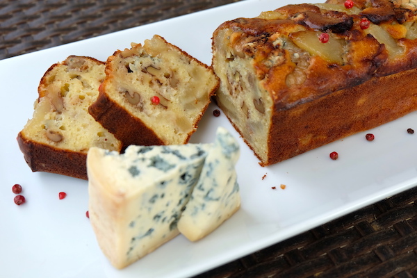 ブルーチーズ＆洋梨で、甘辛ミックス｜チーズが主役！のケーク・サレ②