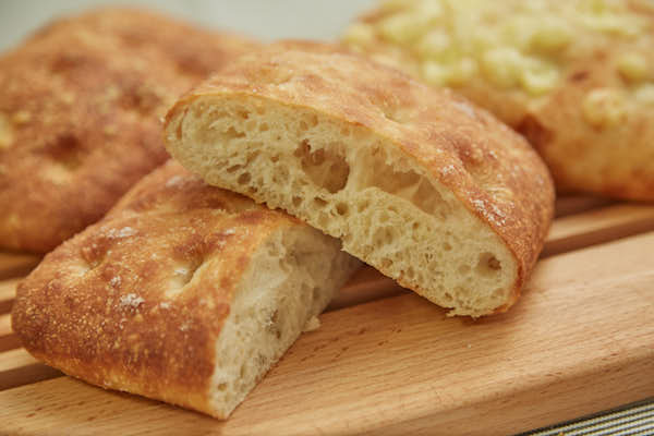 チーズに合うフォカッチャ作り｜プロが教えるやさしいパン焼きABC