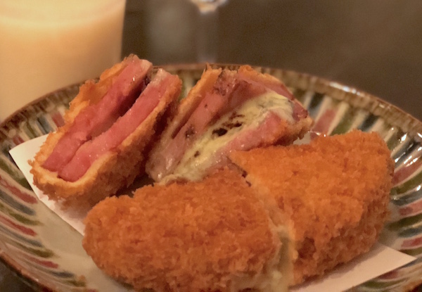 ブルーチーズハムカツ｜日本酒のプロが伝授する、チーズ料理と酒①