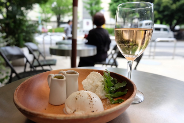 【開催終了】はじまりのカフェ：NYロゼワインで楽しむフレッシュチーズ