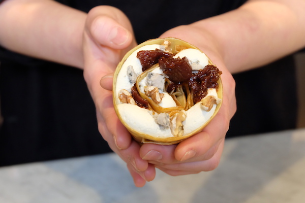 チーズにこだわる大人のクレープ、食べたことありますか？