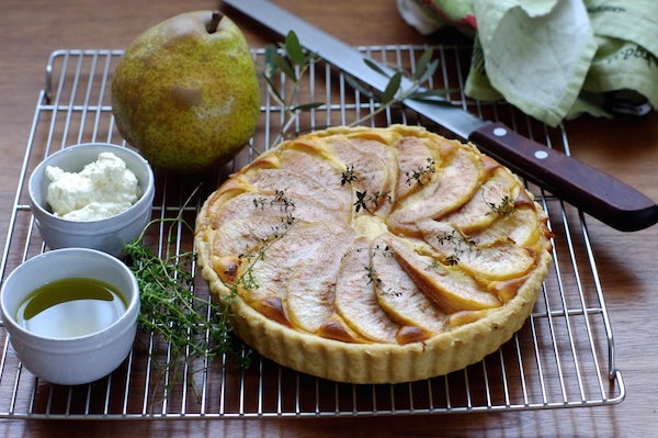 リコッタと洋梨の甘みがしっとり！かんたんタルトの作り方｜ 簡単レシピ